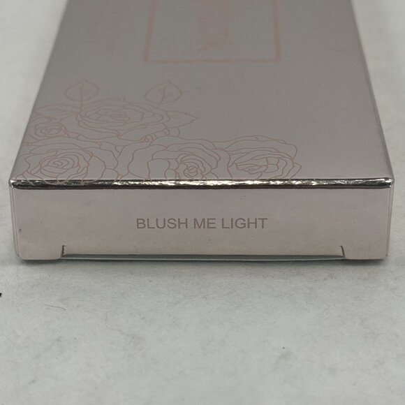 Girlactik Blush Me & Glow Face Palette Light Bronzer Highlighter Trio 2.8g NEW - Picture 6 of 8
